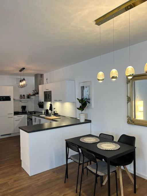 Moderne Wohnung Mit 4 Betten ボーフム エクステリア 写真