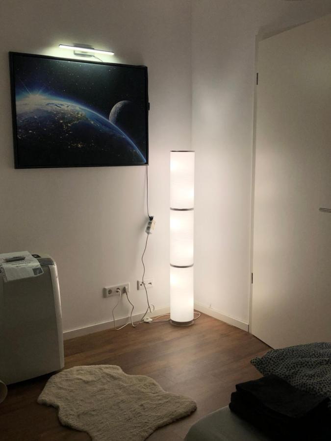 Moderne Wohnung Mit 4 Betten ボーフム エクステリア 写真