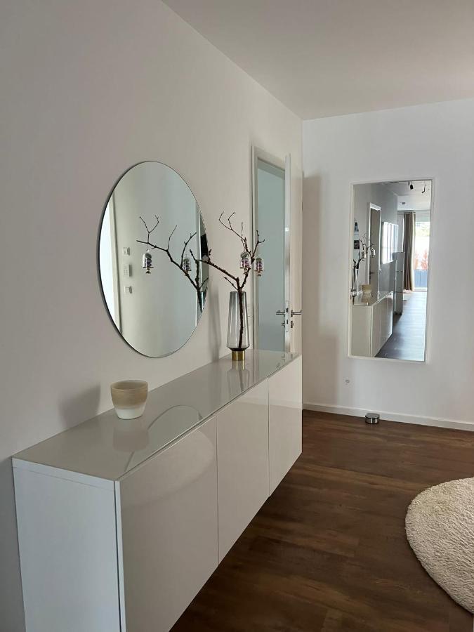 Moderne Wohnung Mit 4 Betten ボーフム エクステリア 写真